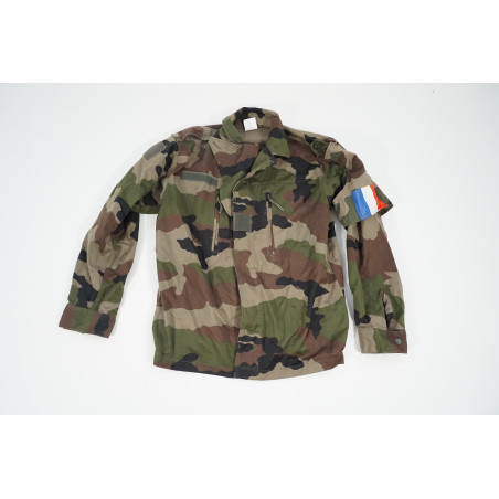 Veste F2 camouflage CCE de 1998 104M avec son brassard