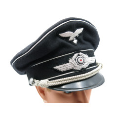 Superbe casquette officier Luftwaffe repro ref ca 60 box 600