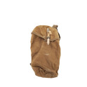 Etui de masque à gaz daté 1954 avec gants
