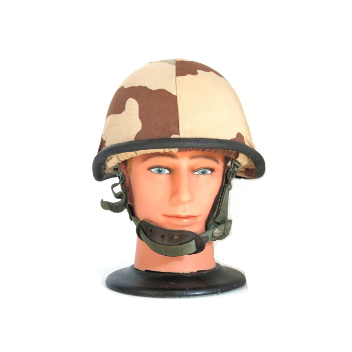 Casque français F1 - 1981 avec couvre casque Daguet ref 333 box 600