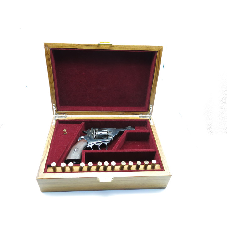 Coffret pour revolver Enfield 380 court ref 8