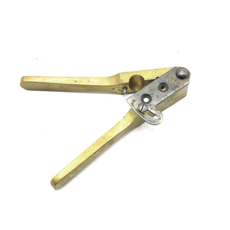 Moule a balle  calibre 44 ref 110