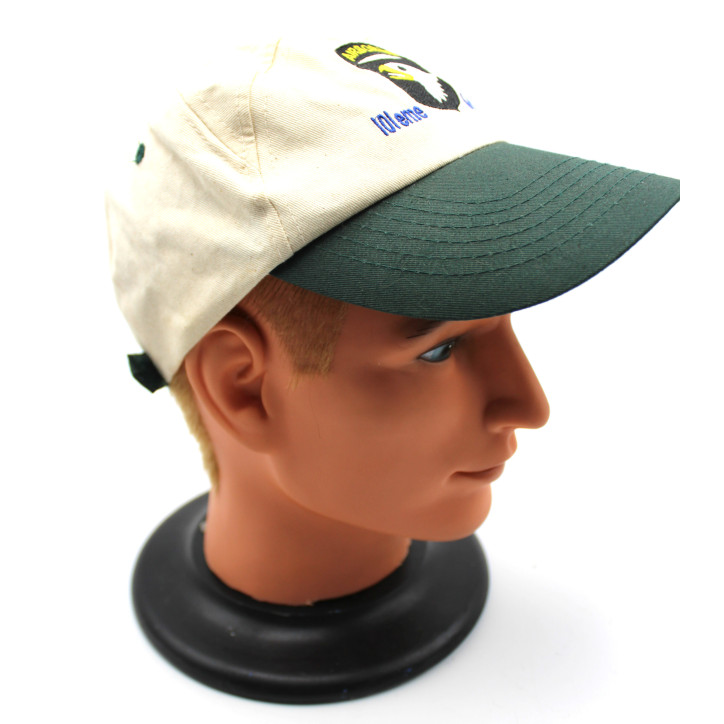 Casquette commémorative de la 101eme Aéroportée