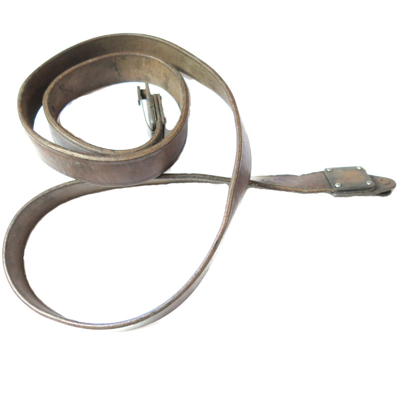 Bretelle cuir pour Telephone  de campagne Allemand  WH bakelite  datée1942 