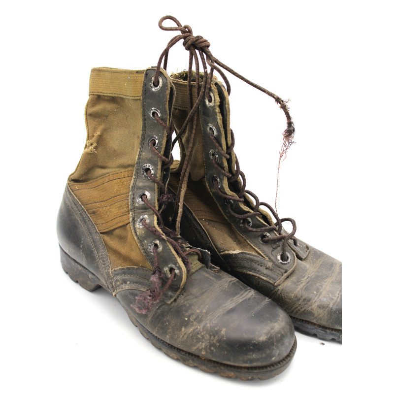 Jungle boots originales Taille 5W Genesco et semelle Vibram
