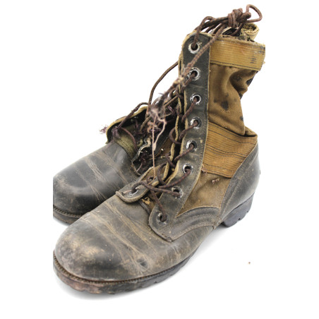 Jungle boots originales Taille 5W Genesco et semelle Vibram