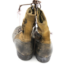 Jungle boots originales Taille 5W Genesco et semelle Vibram