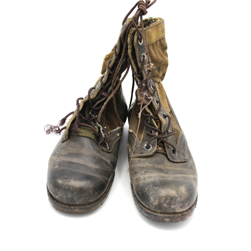 Jungle boots originales Taille 5W Genesco et semelle Vibram