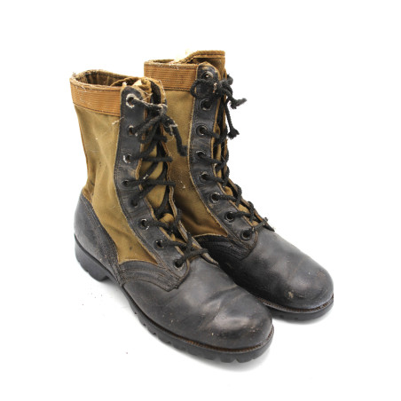 Jungle boots originales Taille 4R 1er Modele