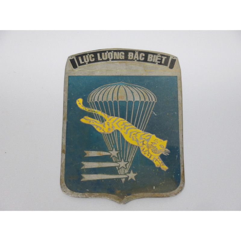 Plaque Airborne ranger originale  ARVN Vietnam Luc Luong Dac Niet  ref 36   box 211