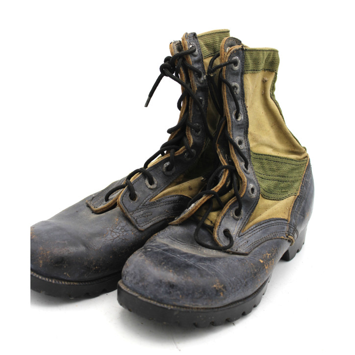 Jungle boots originales taille 6 1/2 XW semelle vibram