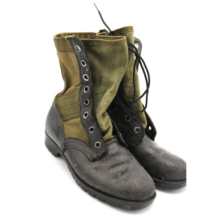 Jungle boots originales taille 6R BATA semelle vibram