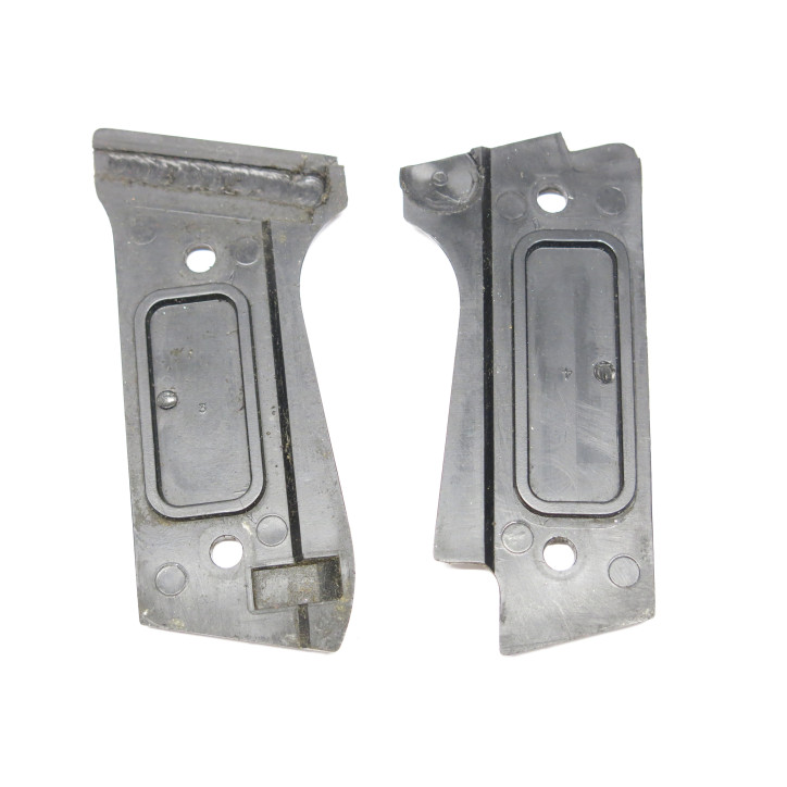 Plaquettes bakélite pistolet Beretta 92 S  ref cr 20 box 217