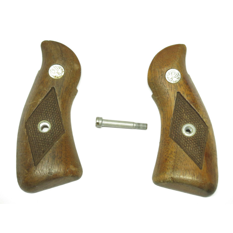 Paire de plaquettes de crosse  bois revolver TAURUS  ref 33 box 217