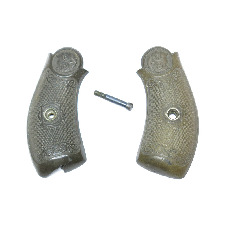 Paire de plaquettes de crosse  bakélite revolver Réf 333 box 217