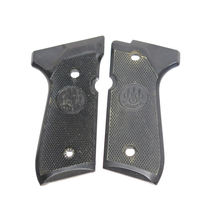 Plaquettes bois  de crosse pistolet Beretta 92 ref cr98  box 217 