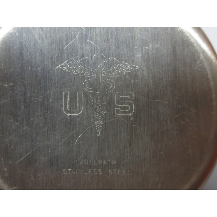 Petit pot inox US army medical ref 30 box 221 