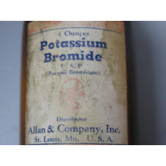 Pot en verre potassium Bromide US ww2 ref 60 box 221 