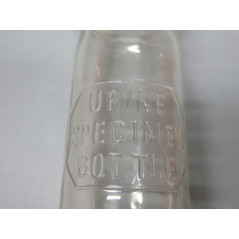 Pot verre medical pour urine  US ww2 ref 110 box 221 