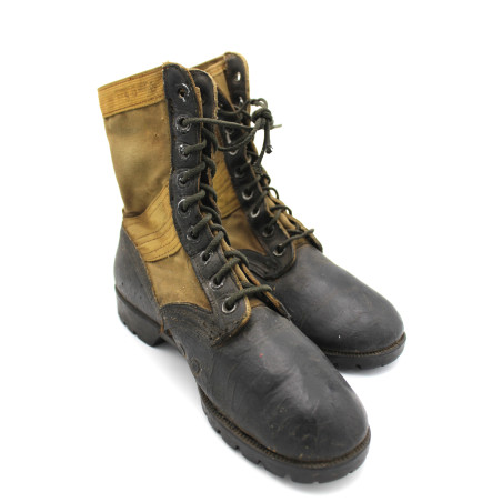 Jungle boots originales taille 7W WELLCO semelle vibram datée 1966