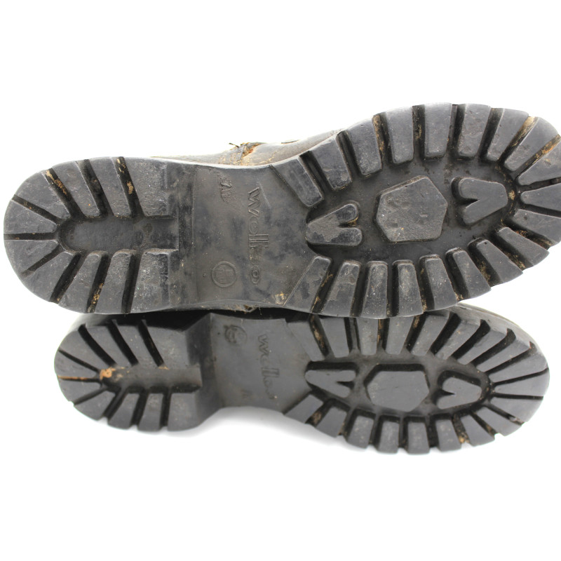 Jungle boots originales taille 7W WELLCO semelle vibram datée 1966