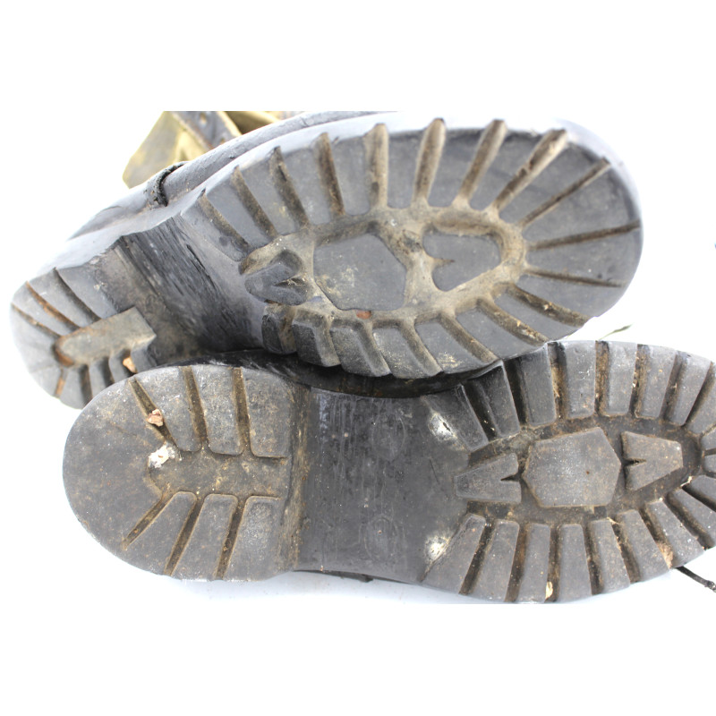 Jungle boots originales taille 7W CIC avec semelle VIBRAM