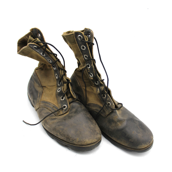 Jungle boots originales taille 11W eJ semelle type PANAMA marquée BAUR