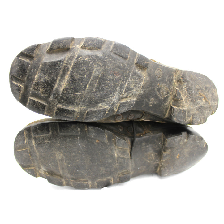 Jungle boots originales taille 11W eJ semelle type PANAMA marquée BAUR