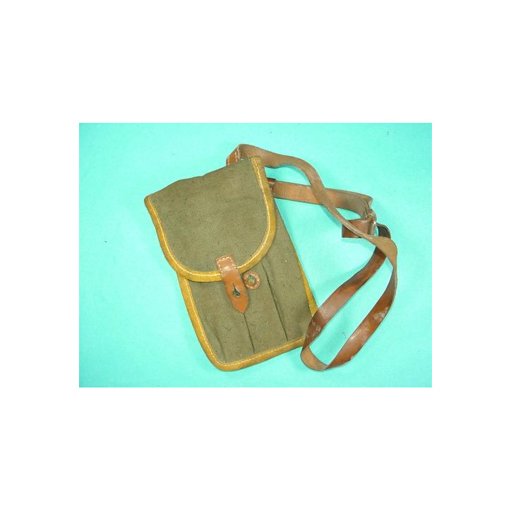 Porte chargueur AK47 Viet cong  sangles cuir