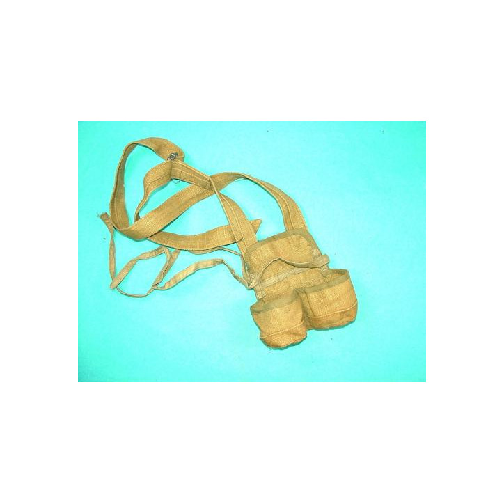 Porte grenade Viet cong 2 grenades