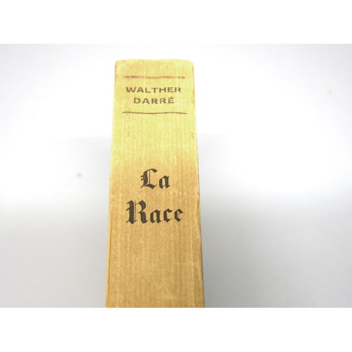 Livre La Race en Français édition originale 1939 