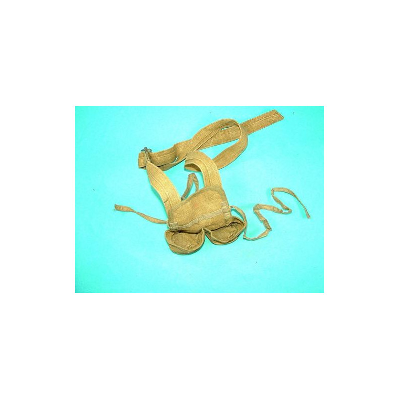 Porte grenade Viet cong 2 grenades