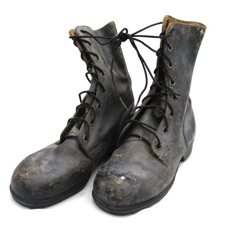 Bottes de combat originale US Vietnam datée 1972 taille 6W