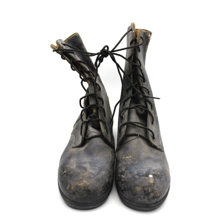 Bottes de combat originale US Vietnam datée 1972 taille 6W