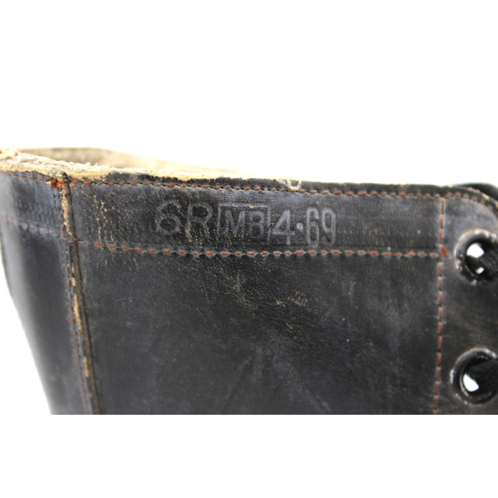 Bottes de combat originale US Vietnam datée 1969 taille 6R