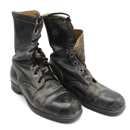 Bottes de combat originale US Vietnam datée 1973 taille 5W