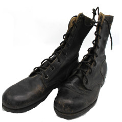 Bottes de combat originale US Vietnam taille 5R datée 1973