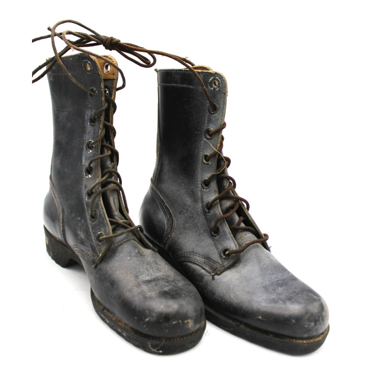 Bottes de combat originale US Vietnam taille 4R datée 1973
