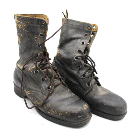 Bottes de combat originale US Vietnam taille 4W datée 1972