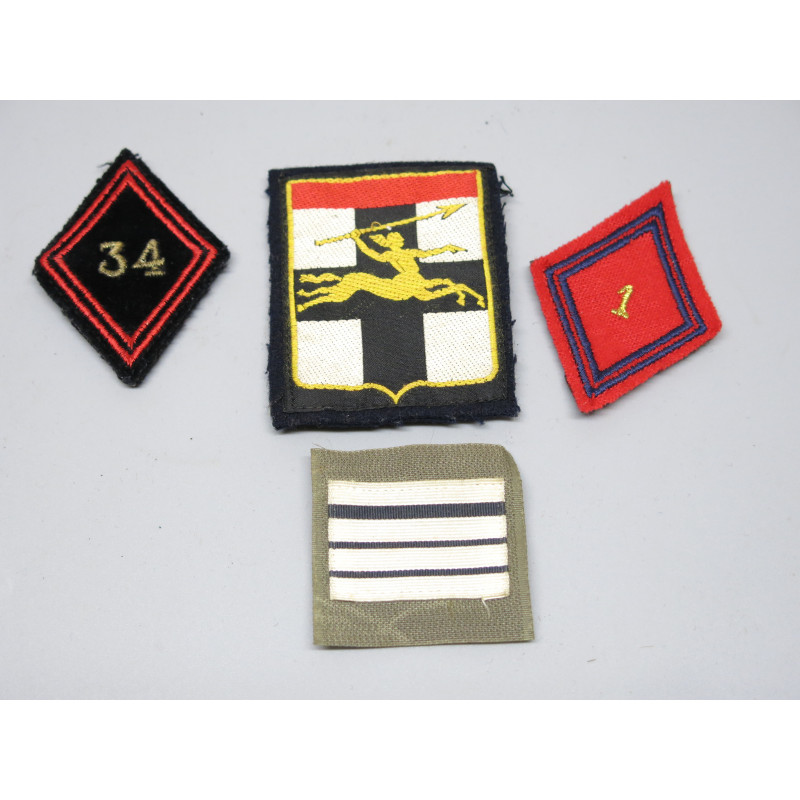 Lot de 4 insignes en tissu ref 20