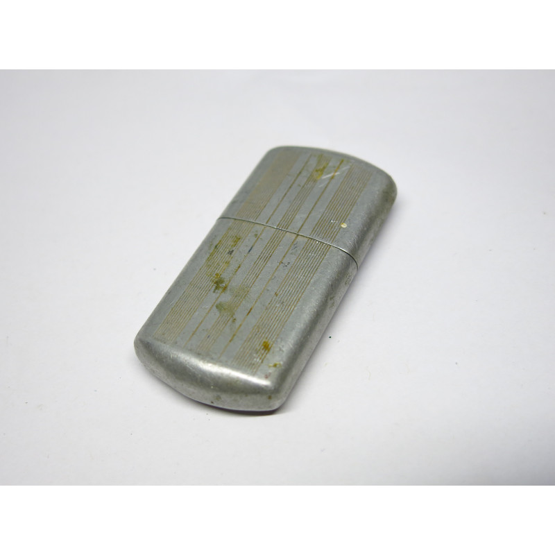 Briquet ref 569 