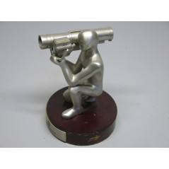 Figurine en etain  avec plaque missile ERYX Aerospatiale 