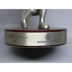 Figurine en etain  avec plaque missile ERYX Aerospatiale 
