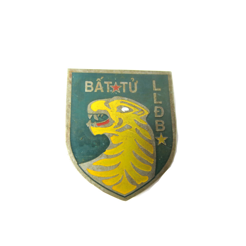 Insigne métal TIGER LLDB BAT TU Vietnam ref 60