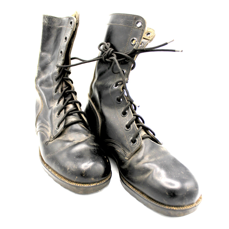 Bottes de combat originale US Vietnam taille 8R datée 1969