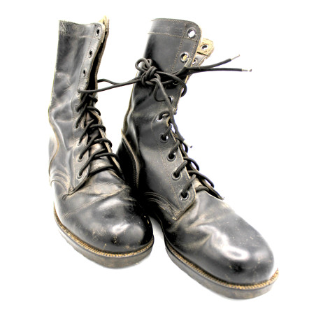Bottes de combat originale US Vietnam taille 8R datée 1969