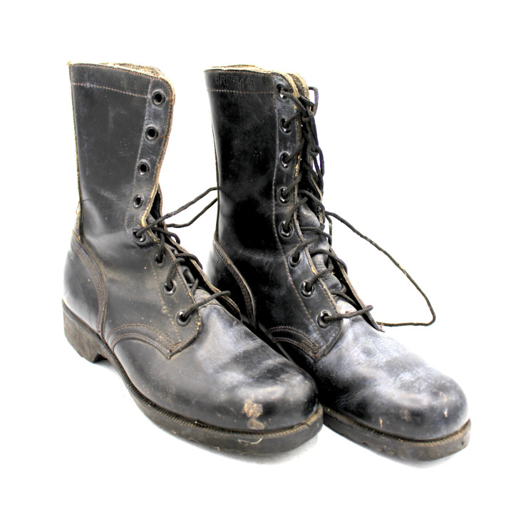 Bottes de combat originales US Vietnam taille 6R datée 1969