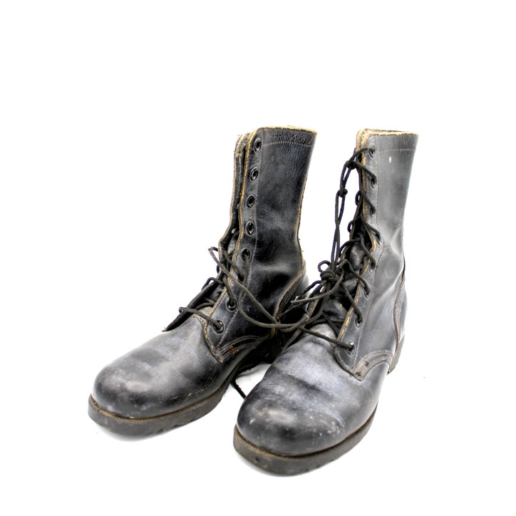 Bottes de combat originales US Vietnam taille 6R datée 1969