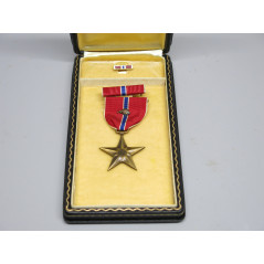 Medaille Bronze Star US originale ww2 dans sa boite Ref 965