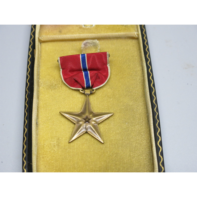 Medaille Bronze  Star US originale  dans sa boite Ref  888